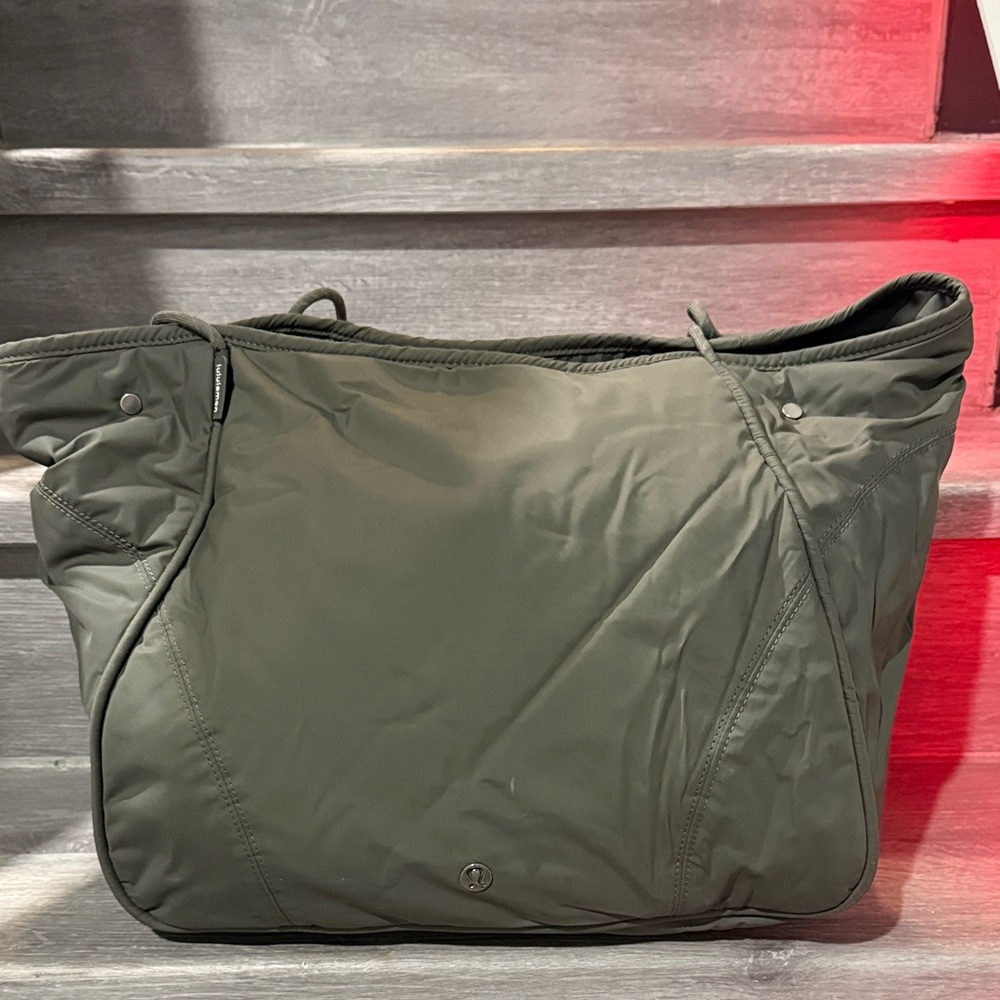 lululemon athletica Olive Tote Bag